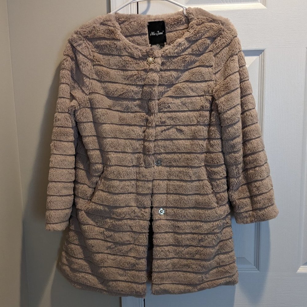 Me Jane Faux Fur Pearl Button up Soft Silky lined Jacket Size XS